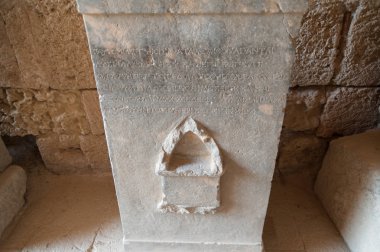 Lindos Acropolis. Yunanistan. 05/29/2018. Kalıntılar, bir Dor Tapınağı, Athena yaklaşık 300 M.ö. kalma Lindia. Knights of St tapınağın üzerine 13 yüzyıl önce inşa John of, Castle. Yunan Adası, Rodos, Europe.