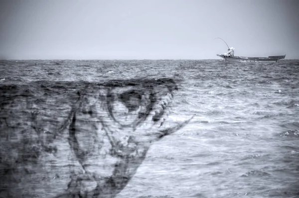 Pescadores Pelean Con Pez Grande Mar — Foto de Stock