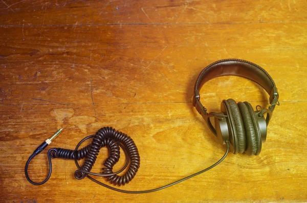 Headphone Old Wooden Table Vintage Style — Stock Photo, Image