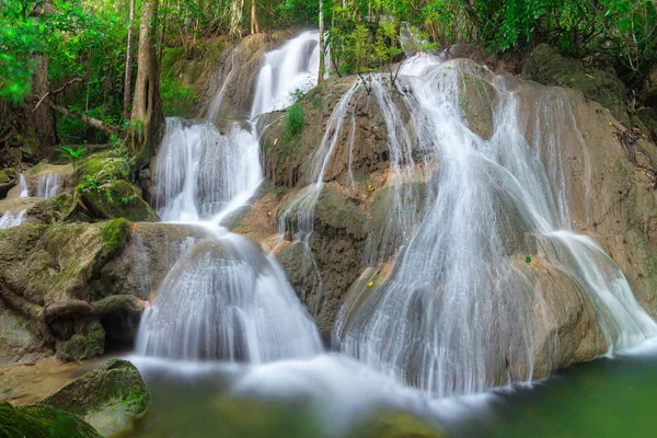 Pha Tad Wodospad Jest Jednym Pięknych Atrakcji Kanchanaburi Tajlandia — Zdjęcie stockowe
