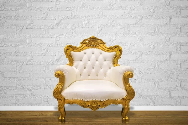 Inneneinrichtung Mit Luxuriösem Vintage Sofa Weißer Wand — Stockfoto