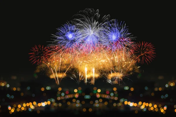 Schönes Feuerwerk Zur Feier Mit Verschwommenem Bokeh Licht — Stockfoto