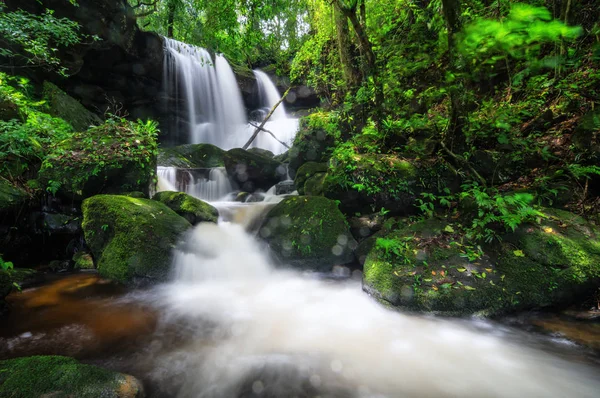 Man Daeng Waterfall Waterfall Autumn Color Change Beautiful Nature — Stock Photo, Image