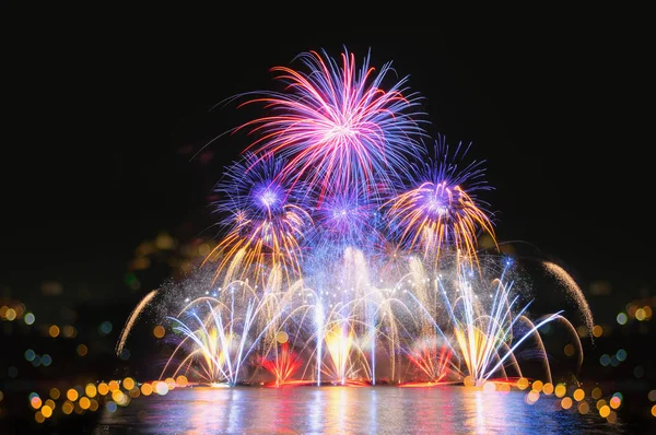 Bela Exibição Fogos Artifício Para Celebração Com Luz Bokeh Borrão — Fotografia de Stock