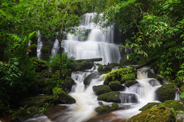 Man Daeng Waterfall Waterfall Autumn Color Change Beautiful Nature — Stock Photo, Image