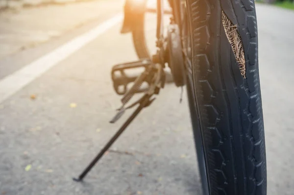 Tire Breaks Swelling Danger Signals Warning Time Change Tires — Stock Photo, Image