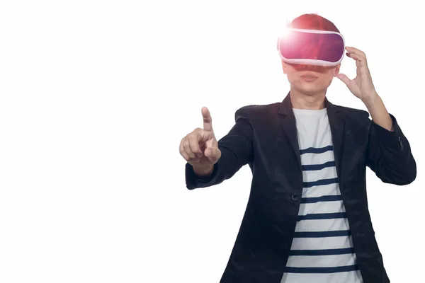 Ung Man Med Virtuell Verklighet Goggles Isolerade Vit Med Urklippsbana — Stockfoto