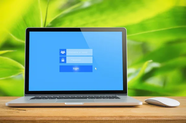 Laptop Sul Tavolo Con Login Touch Screen Login Box User — Foto Stock