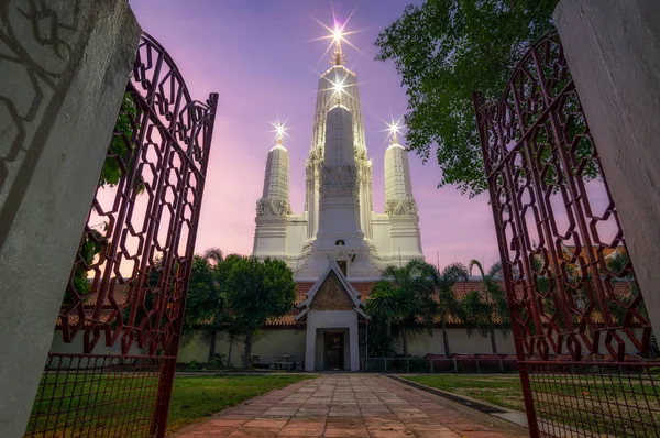 Wat Mahathat Worawihan Est Temple Royal Situé Dans Vieux Quartier — Photo