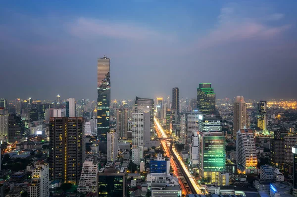 Bangkok Weergave Met Wolkenkrabbers Zakenwijk Bangkok Thailand Schemerlicht — Stockfoto