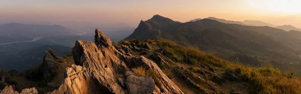 Panorama Paisagem Montanha Com Pôr Sol Ponto Vista Doi Pha — Fotografia de Stock