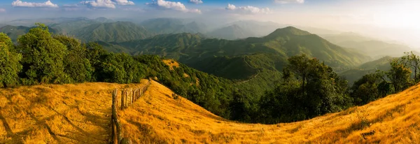 Malerische Landschaft Hoher Berge Abend Aussichtspunkt Mountain Doi Pui Beliebte — Stockfoto