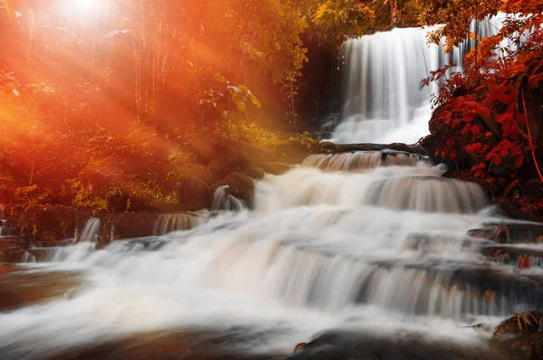 Cascata Man Daeng Autunno Bella Natura — Foto Stock