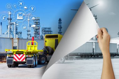 Endüstriyel Internet of Things için ifşa, birlikte çalışmak üzere kablosuz teknoloji ve Internet kullanımı kadın el dönüm eski sanayi sayfa. Yanıt ve sipariş değiştirme durumunu kontrol edin.