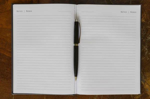 Black Business Pen Blank Notebook Desk — Stock Photo, Image