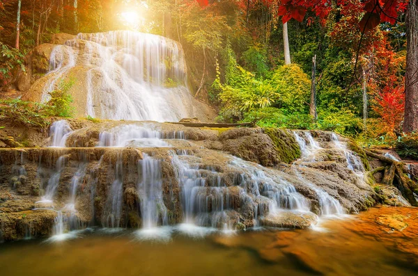 Krásný Hluboký Les Mae Kae Vodopád Lese Neviditelné Ngao Okres — Stock fotografie