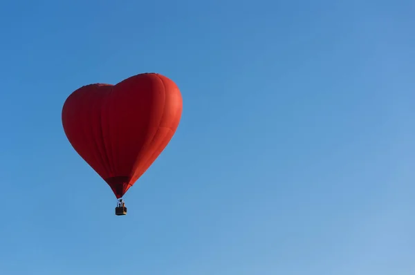 Beau Ballon Rouge Dans Ciel Bleu Festival Ballon Dans Région — Photo