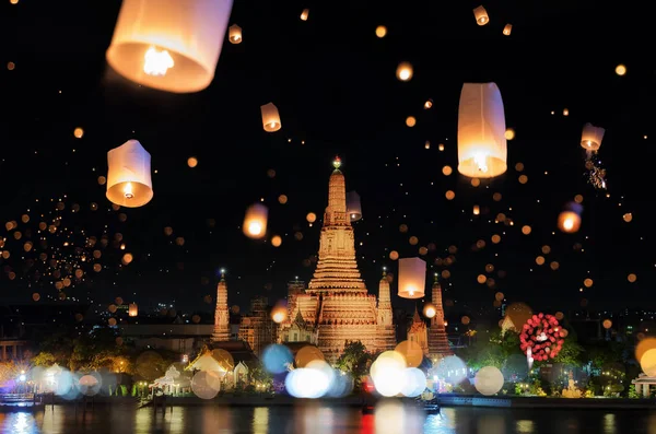 Bangkok Heureux Nouveau Compte Rebours Année Feux Artifice Lanternes Temple — Photo