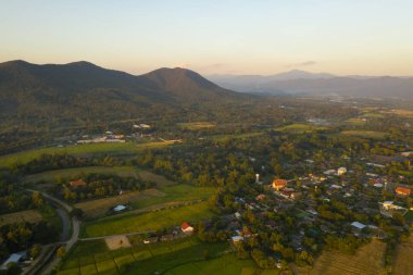 Havadan görünümü, dağlar, gökyüzü ve tarım Mae üzerinde District, Chiang Mai.