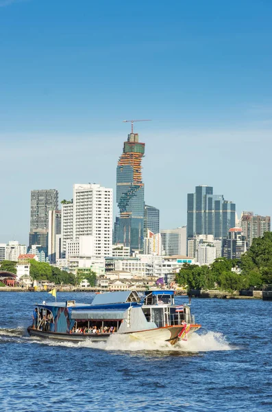 Bangkok Kişiye Soğutucu Yolculukta Hizmet Veren Yolcu Tekne Trafiği Bir — Stok fotoğraf