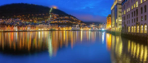 Casas de colores en Bergen —  Fotos de Stock