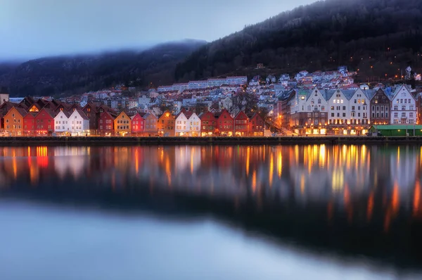 Bergen 'de renkli evler — Stok fotoğraf