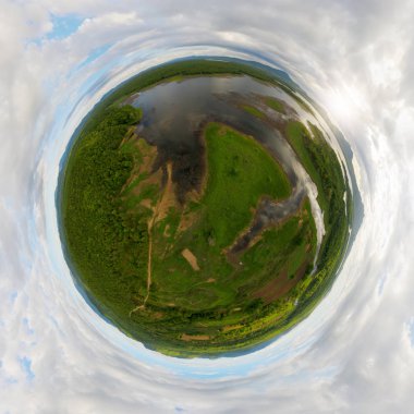 Mae Chang Reservoir ile küçük gezegen 360 derece küre kuşlar göz görünümü, Mae Moh, Lampang, Tayland 
