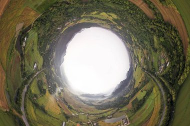 İlçe, Chiang Mai Tayland On Mae ile küçük gezegen 360 derece panorama kuşlar göz görünümü