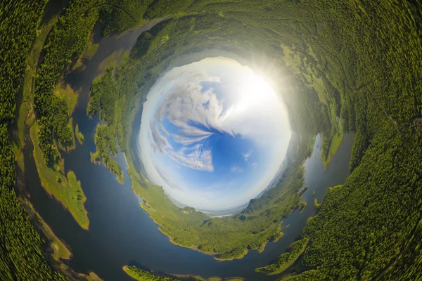 鸟瞰小行星360度全景与湄江水库 360度全景 无人机 — 图库照片