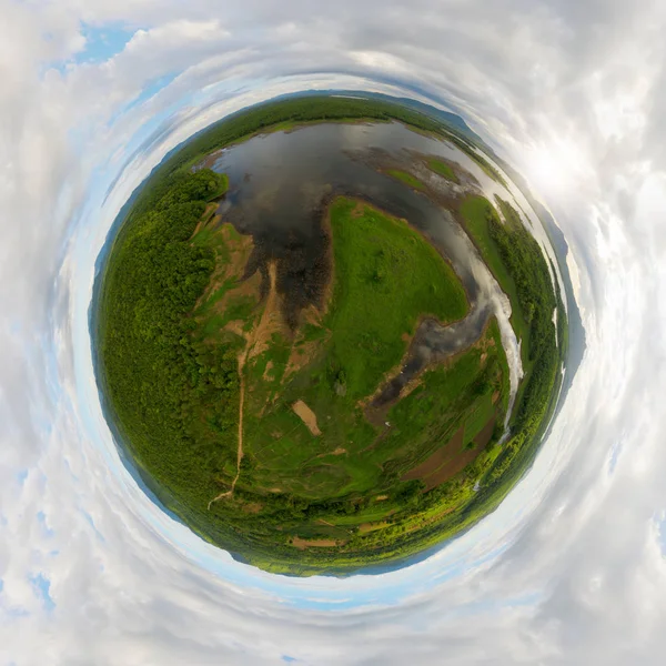 Fåglar Syn Little Planet 360 Graders Sfär Med Mae Chang — Stockfoto