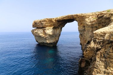 Azure Pencere Gozo adası. Dwejra Körfezi. Malta