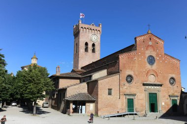 Tuscany 'deki San Miniato al Monte Manastır Bazilikası. İtalya