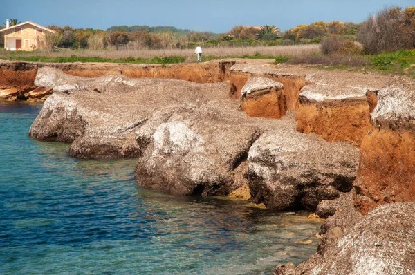시니스 사르데냐 조반니 지질학적 아름다운 암석으로 해안선 — 스톡 사진