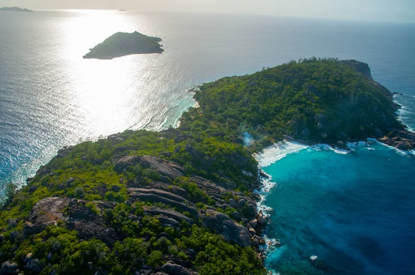 Vista Aerea Isola Tropicale Con Costa Oceano Blu Flicit Island — Foto Stock