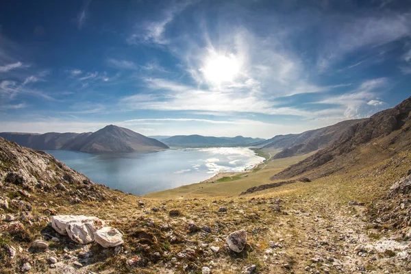 Anga Nehri'nin ağzında
