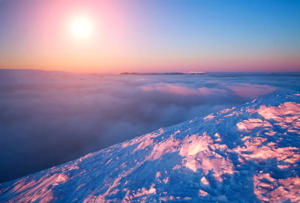 Csodálatos Dawn Téli Hegyek Hóval Légifelvételek — Stock Fotó