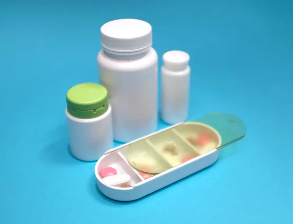 Compresse Capsule Pillole Colorate Sfondo Blu Medicinali Medicinali — Foto Stock