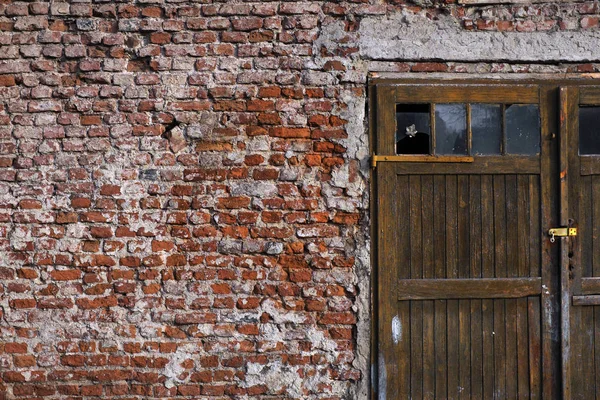 Разрушенная Стена Здания Фон Текстура Фрагмент Двери — стоковое фото