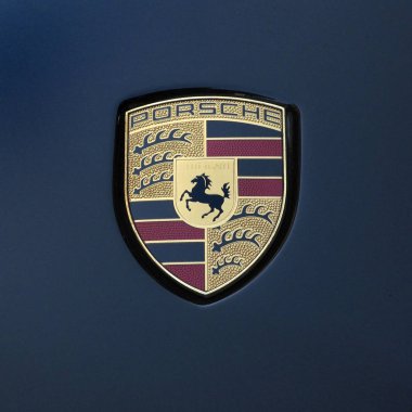 Porsche araba logosu, ünlü Alman aracı, her Avrupa 'nın rüyası ... 