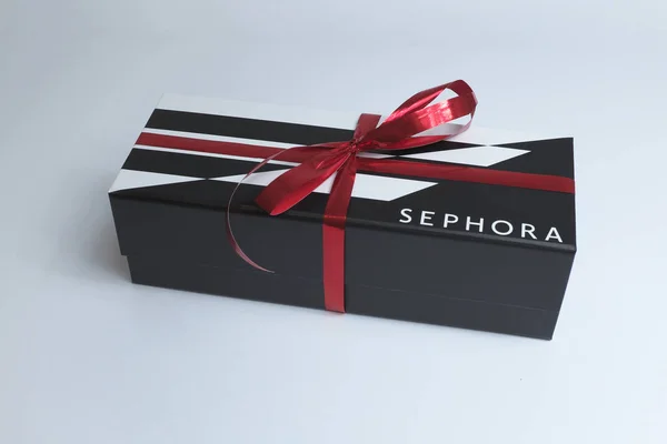 Eredeti Doboz Kozmetikumokkal Fehér Alapon Sephora — Stock Fotó