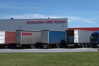 Polonya 'nın Niepoomice kasabasındaki Coca-Cola Fabrikası, 4 Haziran 2020 ...