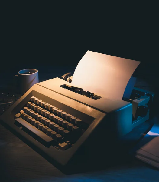 Old Typewriter Desk Night — Stock Photo, Image