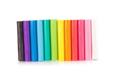 Beyaz arkaplanda plastikin izole edildi