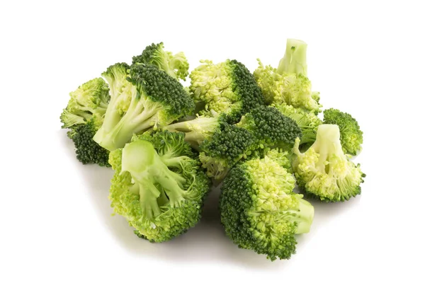 Brocoli frais isolé sur fond blanc — Photo