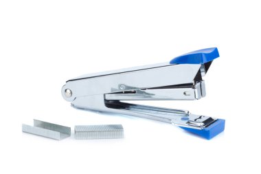 Beyaz arka plan üzerinde izole sigara kül tablası