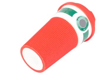 Beyaz Arkaplanda Kırmızı Kahve Fincanı Minimalist Ürün Fotoğrafı.