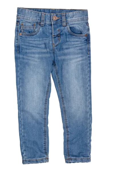 Jeans geïsoleerd. Trendy stijlvolle denim broek of broek voor kind jongen geïsoleerd op een witte achtergrond. Childrens zomer herfst en winter mode. — Stockfoto