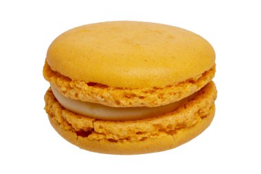 Makarna izole. Beyaz arka planda izole edilmiş tek bir orijinal Fransız limonlu kurabiye. Pastalar, tatlılar ve tatlılar. Makro fotoğraf.