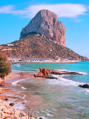 Calpe, Spain, Costa Blanca 10 Sep 2025. The Penn de Ifach Natural Park, the symbol of the Costa Blanca, is located between playa Arenal and La Fossa beaches.