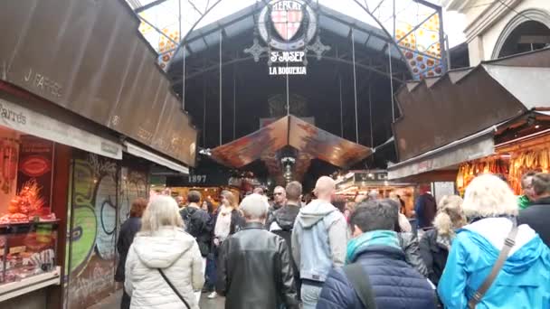 The La Boqueria Market in Barcelona, Spain — Stock Video